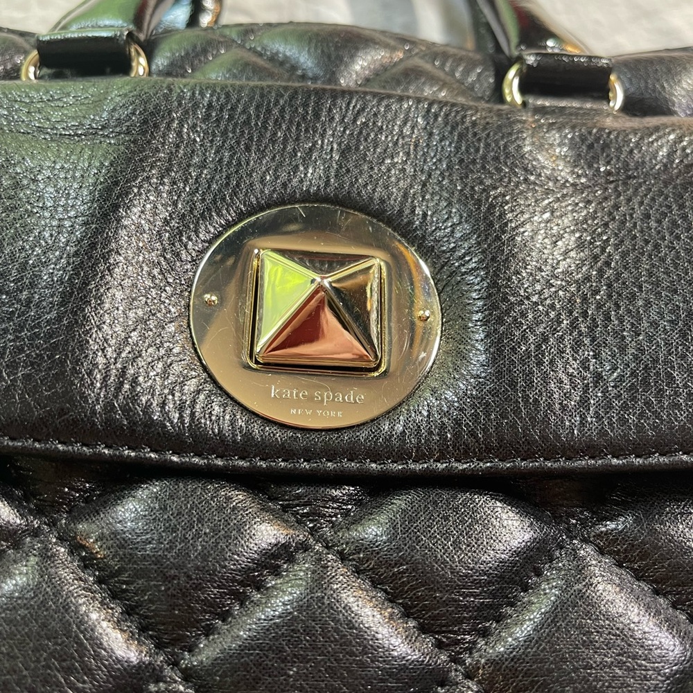 Kate Spade big shiny black leather bag. Beautiful design, lots of space, gold. - Picture 11 of 14